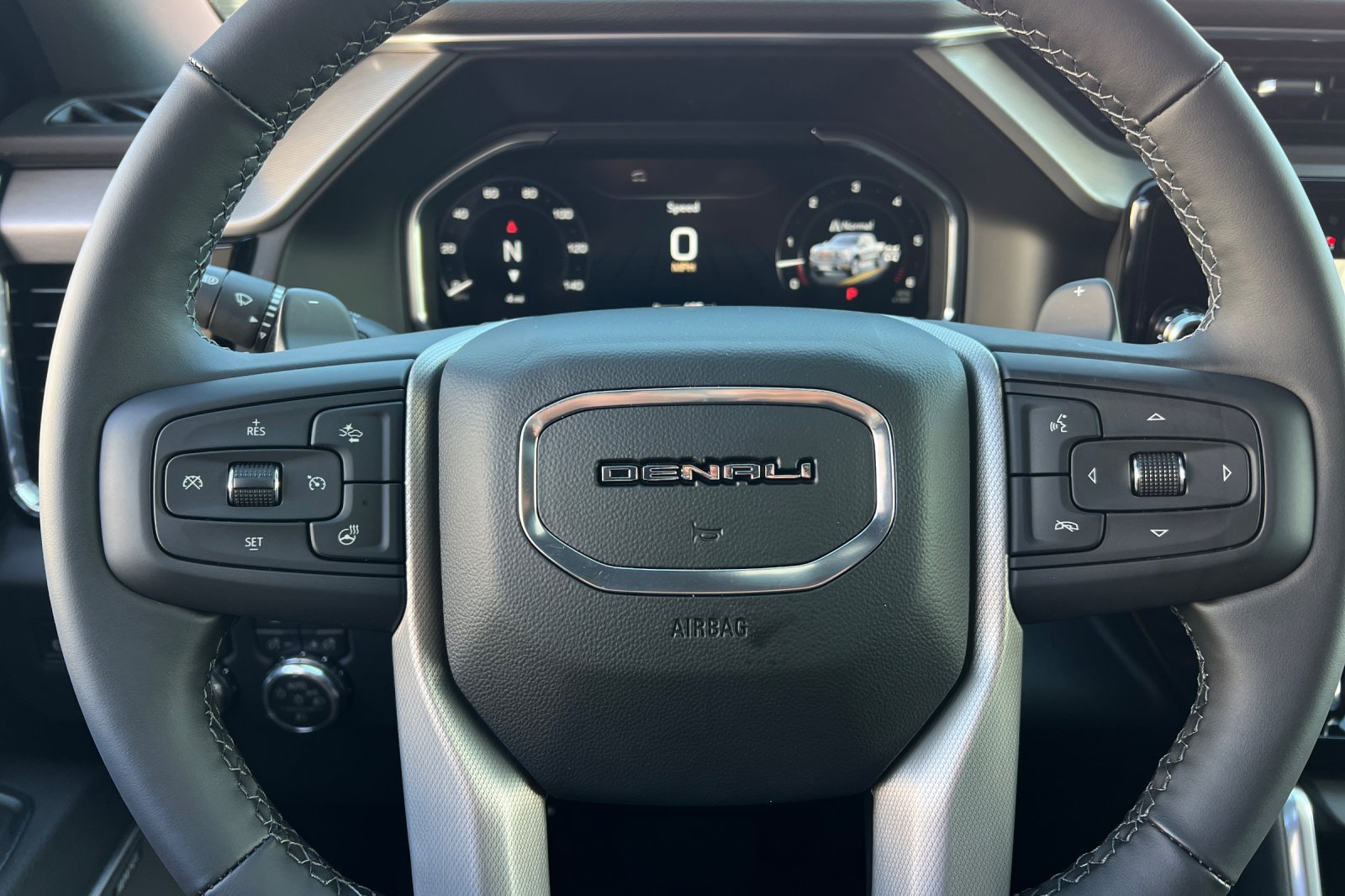 New 2026 GMC Sierra 1500 Denali w/ Denali Reserve Package AWD/4WD image 25