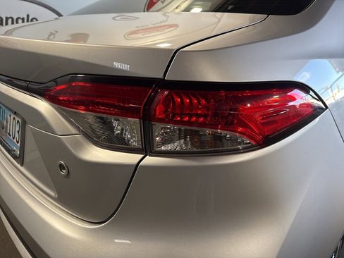 Used 2022 Toyota Corolla L image 14