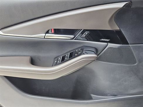 Used 2024 MAZDA CX-30 AWD 2.5 S w/ Premium Package image 17