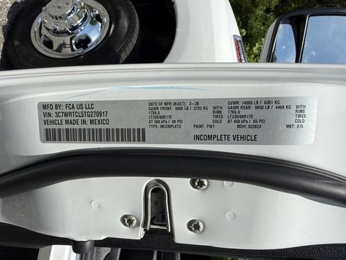 New 2026 RAM 3500 Tradesman w/ Chrome Appearance Group A AWD/4WD image 31