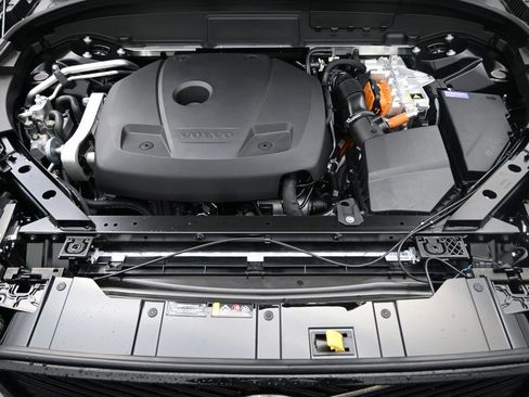 New 2026 Volvo XC60 T8 Core w/ Climate Package image 14