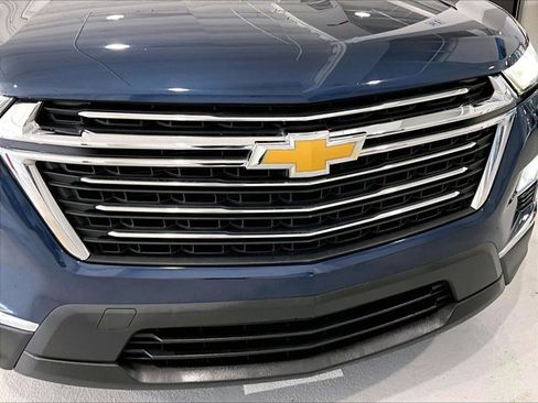 Used 2023 Chevrolet Traverse LT image 29