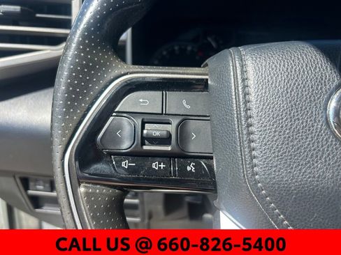 Used 2022 Toyota Tundra SR5 AWD/4WD image 11