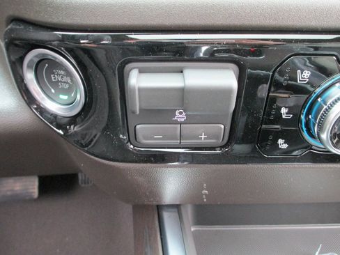 New 2026 GMC Sierra 1500 SLT w/ SLT Premium Plus Package image 20