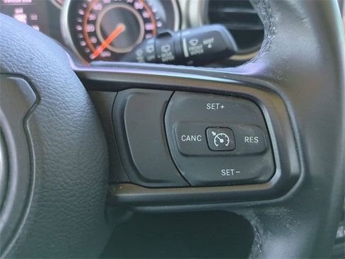 Used 2018 Jeep Wrangler Unlimited Sport S image 24