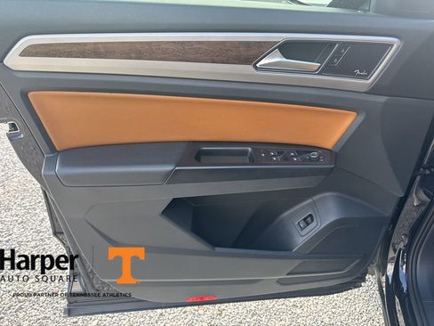 Used 2019 Volkswagen Atlas SEL Premium image 20