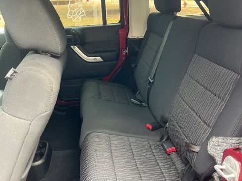 Used 2012 Jeep Wrangler Unlimited Sahara w/ Dual Top Group image 7