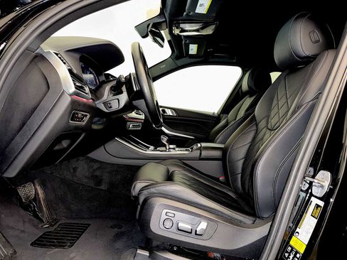 Certified 2023 BMW X5 xDrive40i image 9