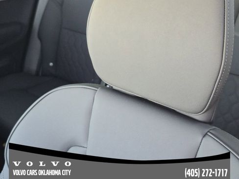 New 2026 Volvo XC90 B6 Plus w/ Protection Package Premier image 14