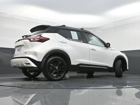 Used 2024 Nissan Kicks SR FWD image 28