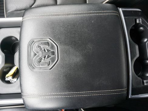 Used 2020 RAM 1500 Laramie w/ Sport Appearance Package AWD/4WD image 26