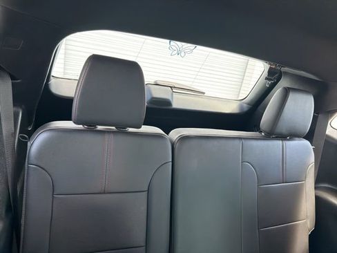 Used 2023 Chevrolet Traverse RS image 14