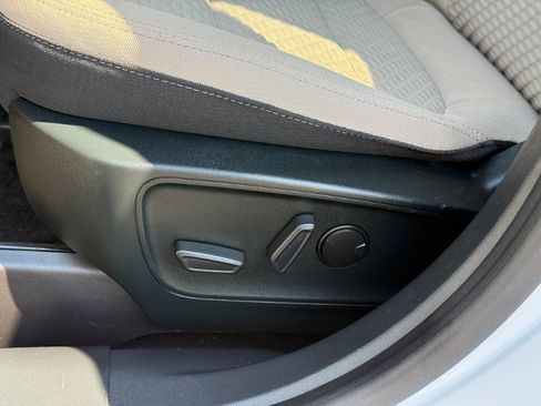 Certified 2022 Ford Escape SE AWD/4WD image 14