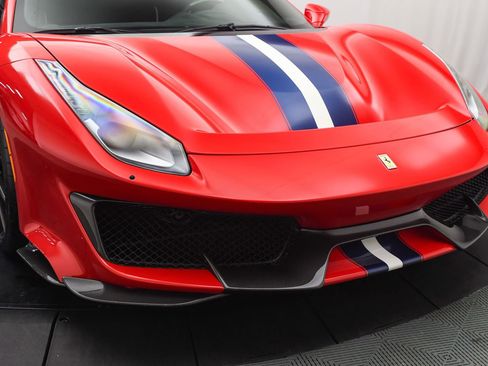 Used 2020 Ferrari 488 Pista Coupe RWD image 27