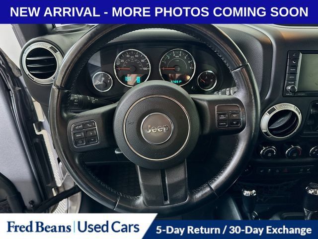Used 2018 Jeep Wrangler Unlimited Rubicon w/ Cold Weather Group AWD/4WD image 16