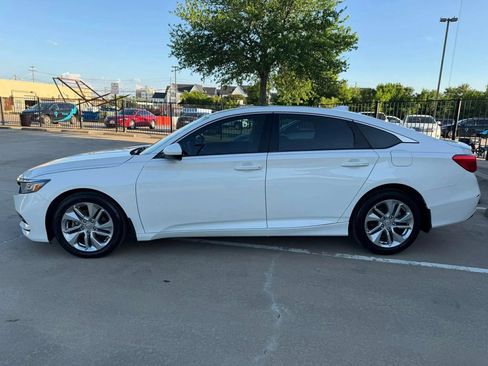 Used 2018 Honda Accord LX image 7