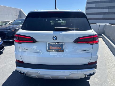 Used 2022 BMW X5 xDrive40i w/ Parking Assistance Package AWD/4WD image 6