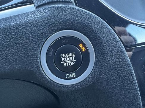 Used 2018 Chrysler 300 S w/ 300S Premium Group AWD/4WD image 16