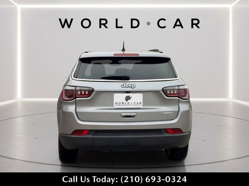 Used 2020 Jeep Compass Latitude w/ Popular Equipment Group image 3