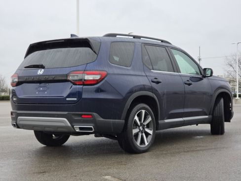 Used 2023 Honda Pilot Touring image 18