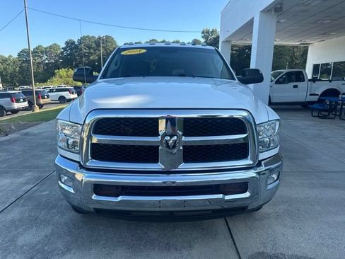 Used 2018 RAM 3500 Tradesman w/ Chrome Appearance Group AWD/4WD image 2