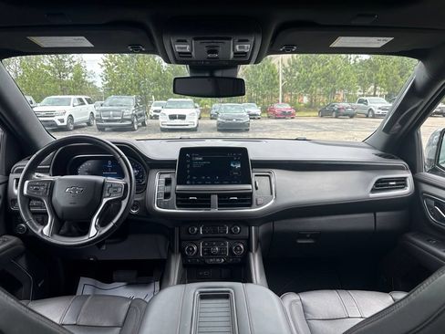 Used 2023 Chevrolet Tahoe RST AWD/4WD image 2
