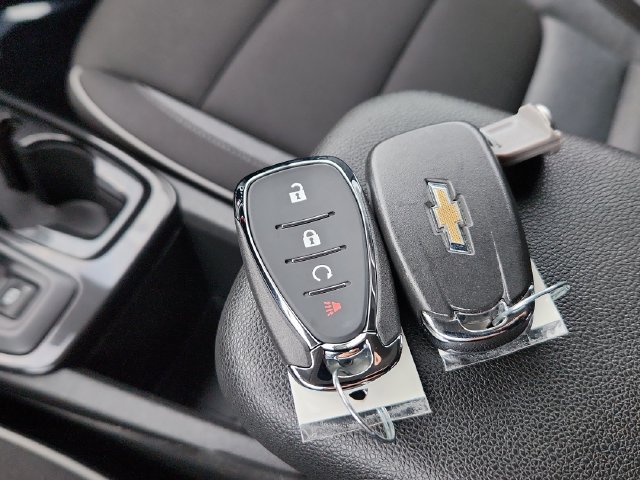 Used 2025 Chevrolet TrailBlazer LT AWD/4WD image 45