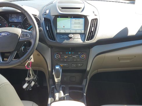 Used 2018 Ford Escape SEL FWD image 16