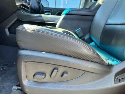 Used 2017 GMC Sierra 1500 SLT w/ All Terrain X Package image 31