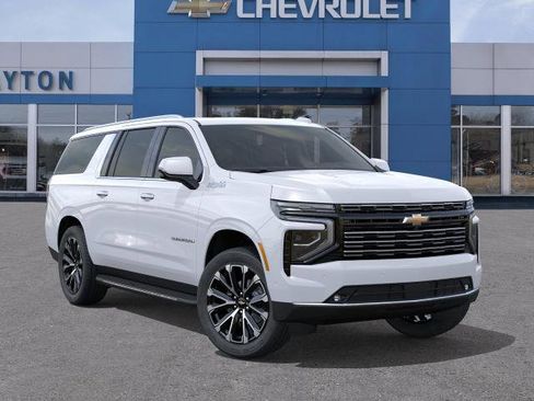 New 2026 Chevrolet Suburban High Country w/ Sun And Tow Package AWD/4WD image 29