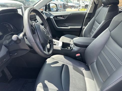 Used 2025 Toyota RAV4 XLE Premium AWD/4WD image 6