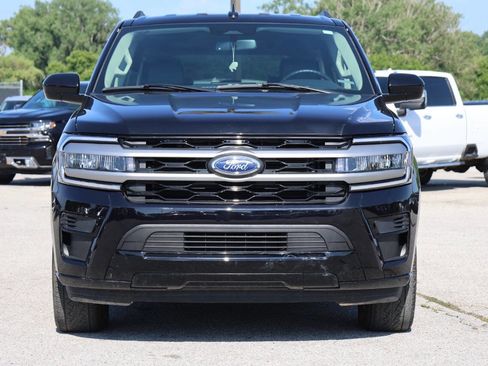 Used 2024 Ford Expedition Max XLT AWD/4WD image 2