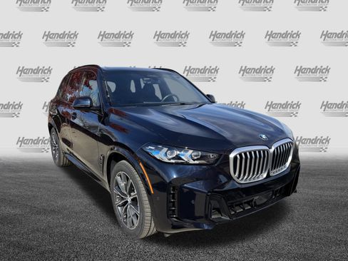 Certified 2024 BMW X5 xDrive40i w/ M Sport Package image 2