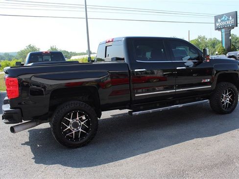 Used 2016 Chevrolet Silverado 2500 LTZ w/ Duramax Plus Package AWD/4WD image 8