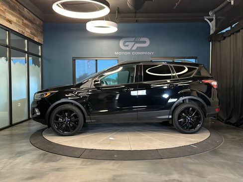 Used 2017 Ford Escape Titanium AWD/4WD image 6