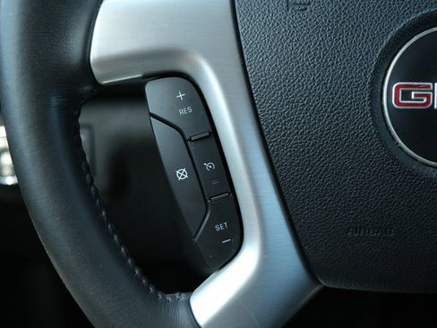 Used 2012 GMC Acadia SLT AWD/4WD image 19