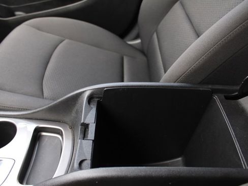 Used 2020 Chevrolet Malibu RS w/ LPO, Convenience Package 2 image 38