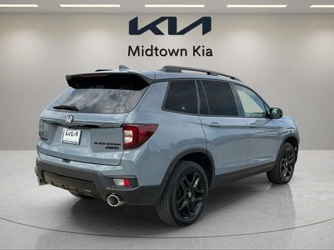 Used 2024 Honda Passport Black Edition image 3