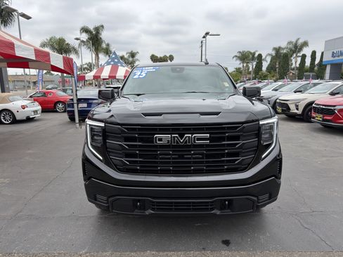 Used 2025 GMC Sierra 1500 Pro w/ Graphite Edition RWD image 3