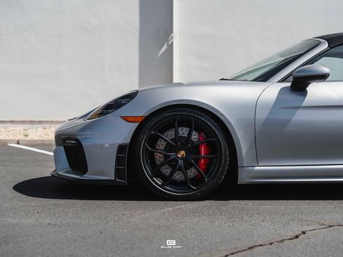 Used 2021 Porsche 718 Boxster Spyder RWD image 8