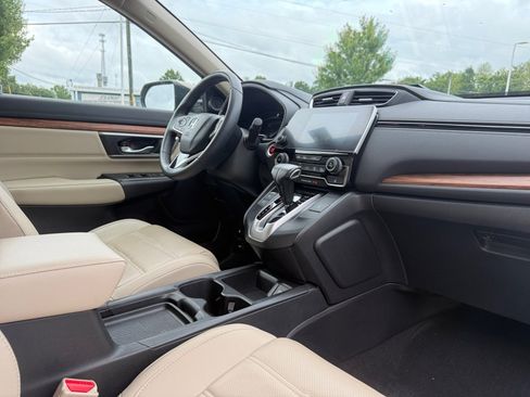 Used 2018 Honda CR-V Touring image 30