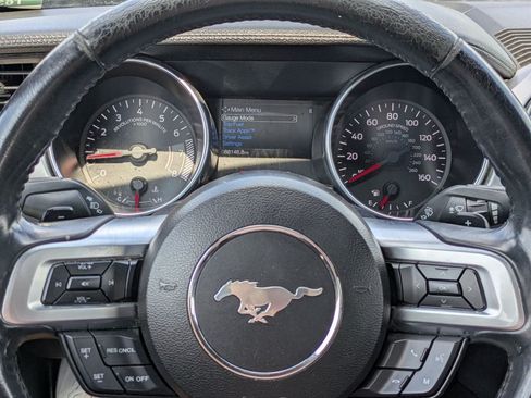 Used 2018 Ford Mustang Premium RWD image 23