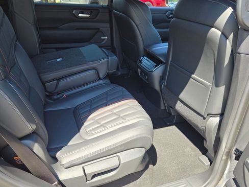 New 2025 Nissan Armada PRO-4X image 11