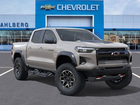 New 2026 Chevrolet Colorado ZR2 w/ Technology Package AWD/4WD image 7