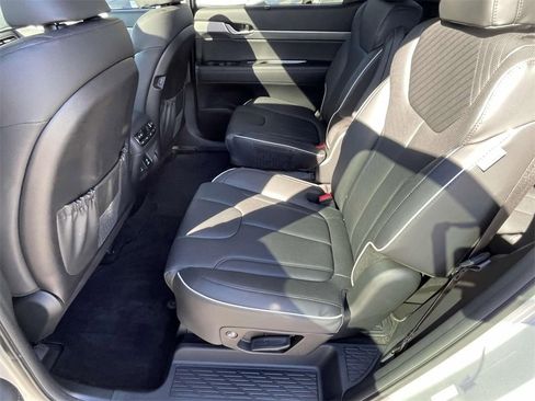 Used 2025 Hyundai Palisade SEL image 11