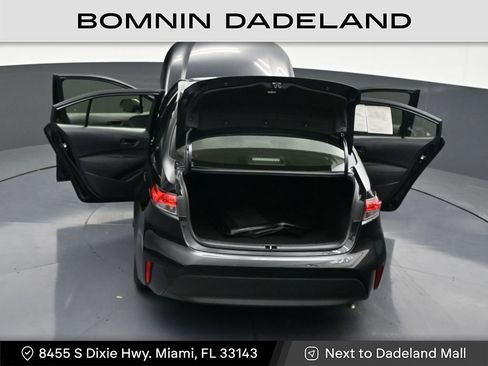 Used 2024 Toyota Corolla LE image 38