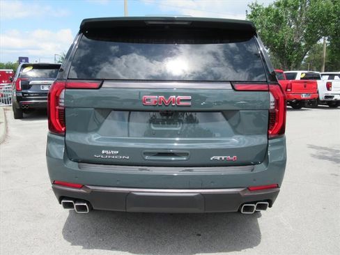 New 2026 GMC Yukon AT4 Ultimate AWD/4WD image 6