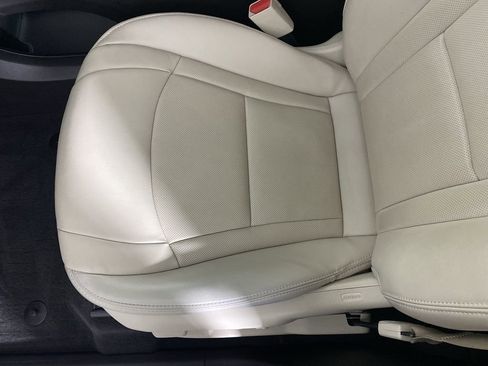 Certified 2022 Buick Enclave Premium w/ Surround and Sites Package image 23