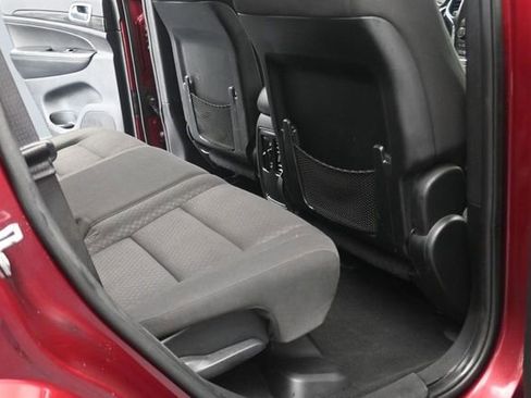Used 2021 Jeep Grand Cherokee Laredo RWD image 20