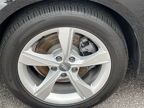 Used 2019 Audi A4 2.0T Premium w/ Convenience Package image 35